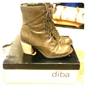 Diba olive combat boots