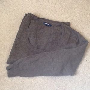 Old navy sweater
