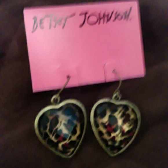 NWT Authentic Betsey Johnson Earrings!!