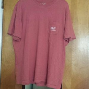 Vineyard Vines T-shirt