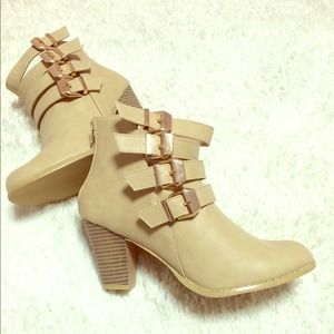 Beautiful Beige Booties sizes 8.5 10 11