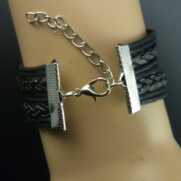 Love Forever Bracelet ❌SOLD❌ - Picture 3 of 3