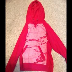 Pink Under Armer hoodie