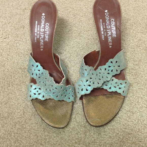 Donald Pliner sandals