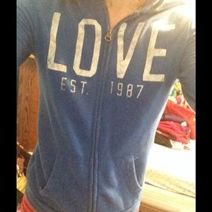 Aeropostale sweatshirt