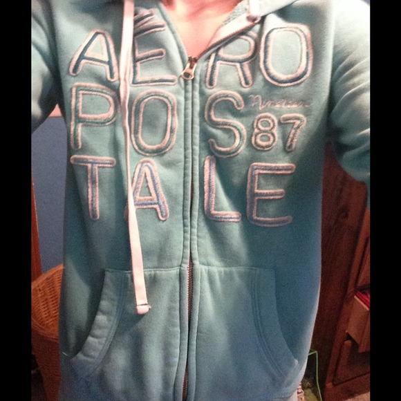 Aeropostale sweatshirt
