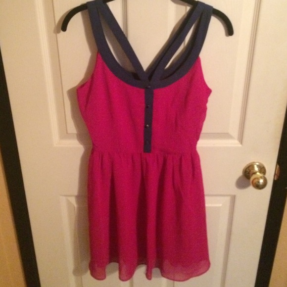 Forever 21 Dresses & Skirts - NEW Magenta Navy Strap Chiffon Dress