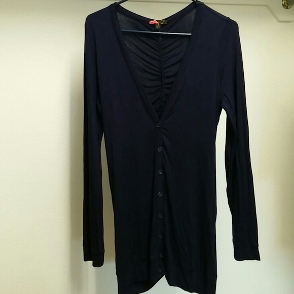 ⚠️ SOLD IN BUNDLE: Navy blue long sleeve - Picture 1 of 1