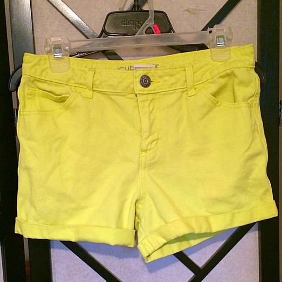 Vintage neon yellow high waisted shorts - Picture 4 of 4