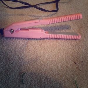 Mini straightener
