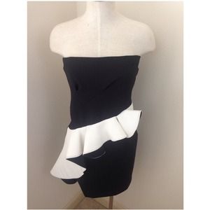 Zara Dresses - |just ⬇️|ZARA STRUCTURED RUFFLE Dress Zara Dresses - |just ⬇️|ZARA STRUCTURED RUFFLE Dress