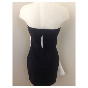 Zara Dresses - |just ⬇️|ZARA STRUCTURED RUFFLE Dress Zara Dresses - |just ⬇️|ZARA STRUCTURED RUFFLE Dress