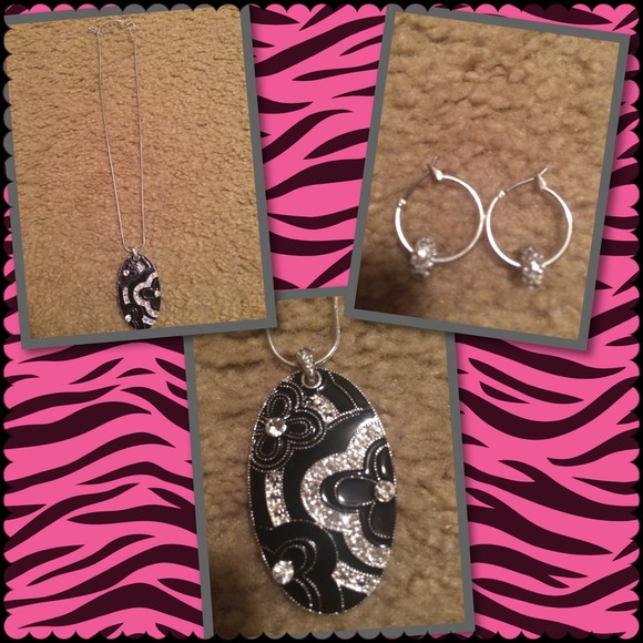 Silver & black flower crystal necklace & earrings