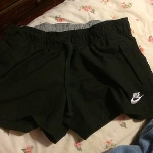 Nike woman sportswear shorts