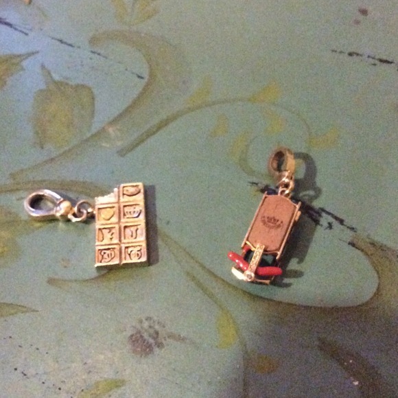 Bundle juicy couture charms