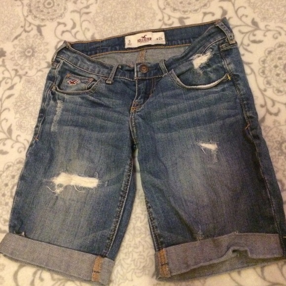 Hollister Bermuda shorts light wash distress 0