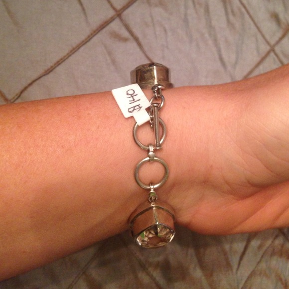 Sterling and clear crystal bracelet - Picture 3 of 3