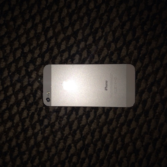 iphone 5 - Picture 2 of 4