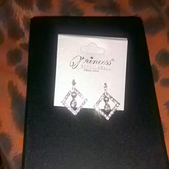 Cute holiday earrings