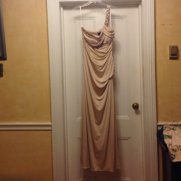 One shoulder sleeveless maxi dress
