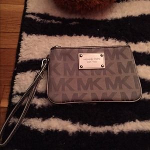 Michael Kors wristlet