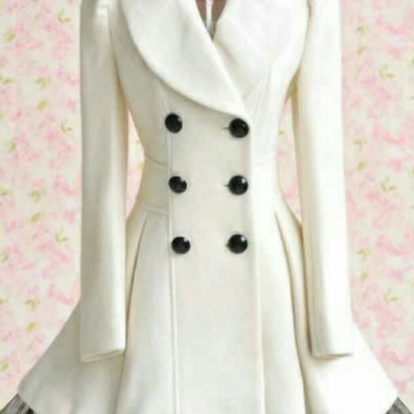Jackets & Blazers - Soft, white, coat with removable black tooling