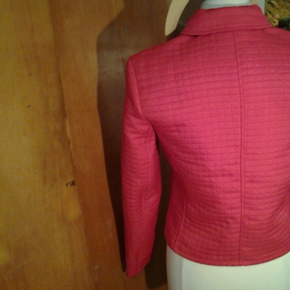Red quilted jacket - Picture 2 of 3