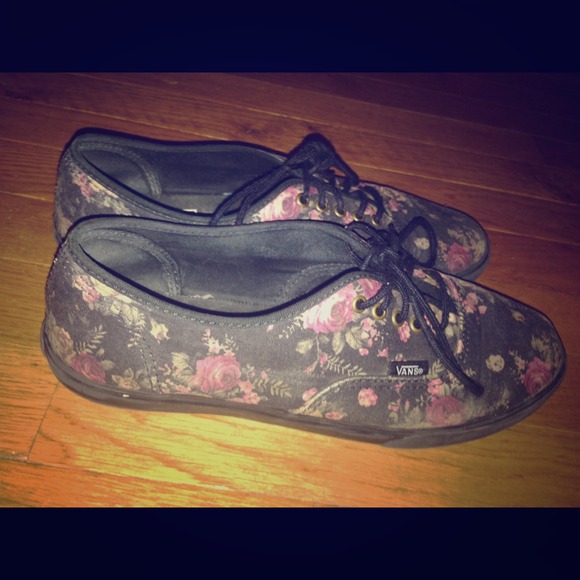 Floral Vans