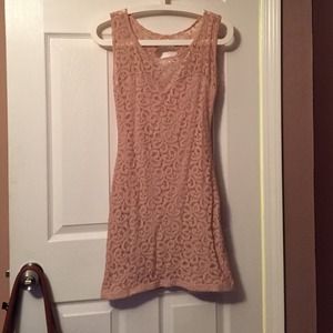 Pink flowery lace tight dress