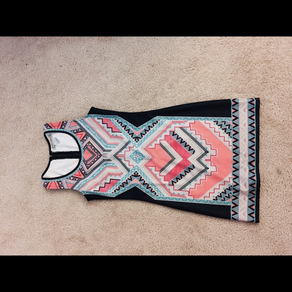 Dress - Picture 3 of 3