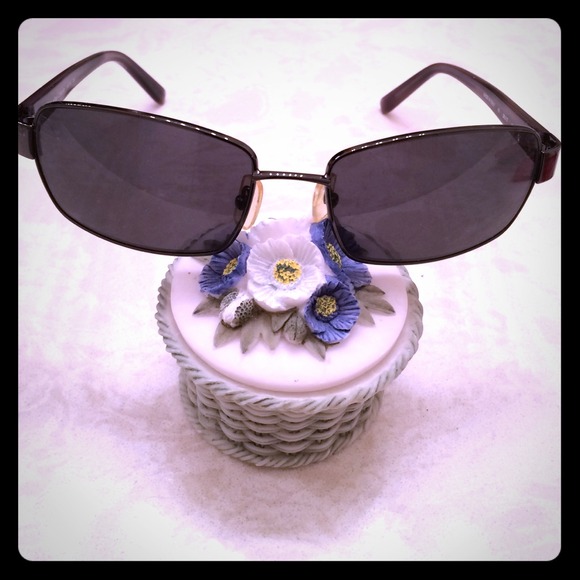 $20 Calvin Klein Sunglasses