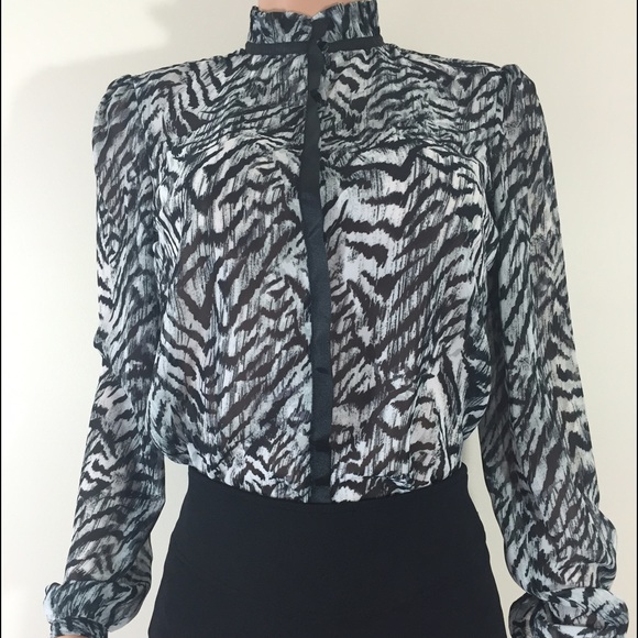 Kardashian Kollection Black & White Tiger Blouse - Picture 3 of 4