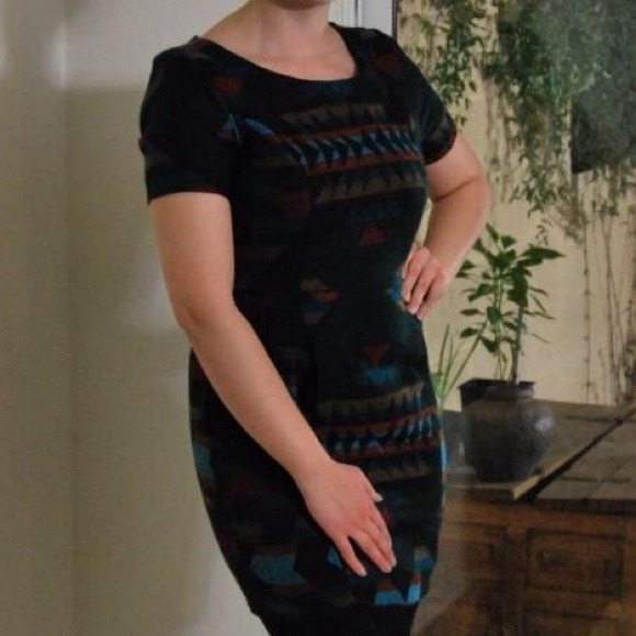 Aztec Pattern Modcloth Dress - Picture 4 of 4