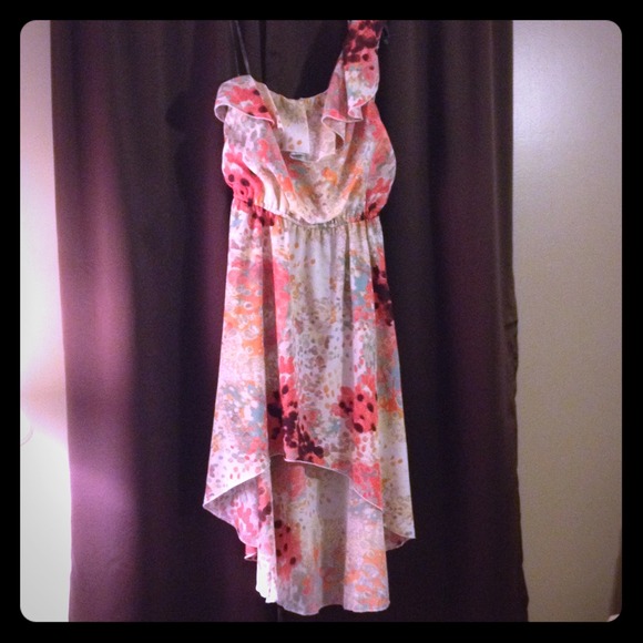 Hi-lo hem one shoulder mini dress