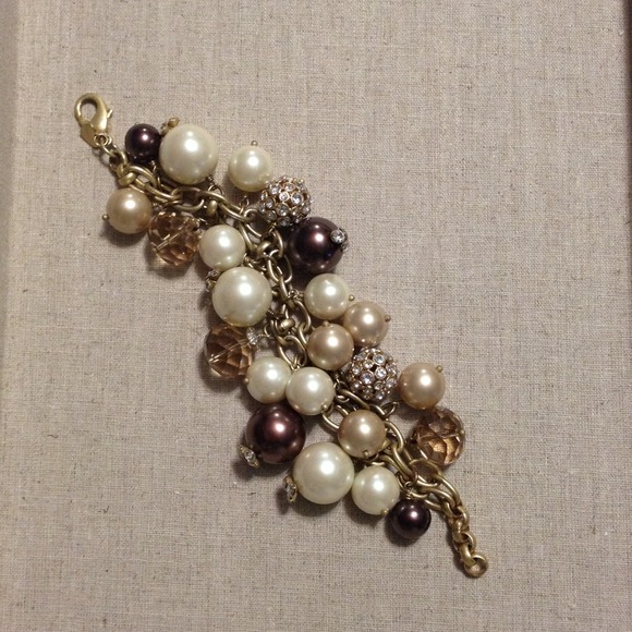 Beautiful Stella & Dot statement bracelet