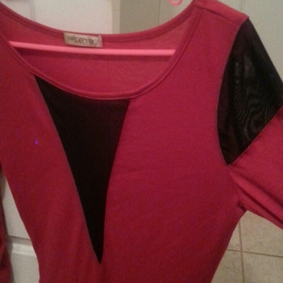 Dress/top - Picture 2 of 4