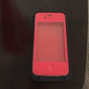 iPhone 4s lifeproof case