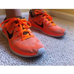 Nike orange lunarlon