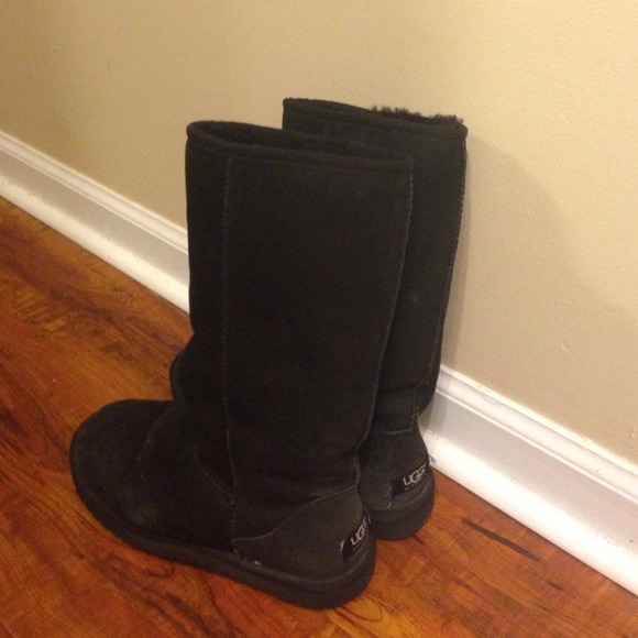 UGG boots size 8