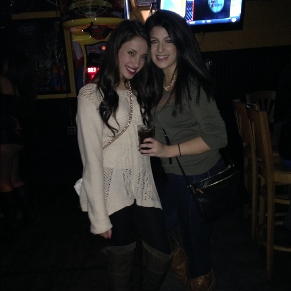 Meet your sellers !💓 - Picture 2 of 3