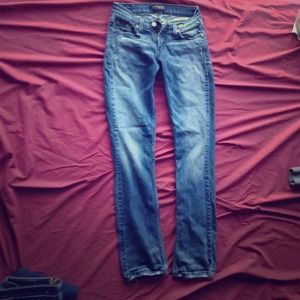 Levi Jeans. Superlow.