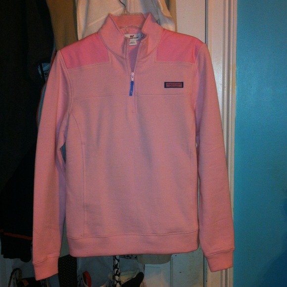 SALE Vineyard Vines pullover*new without tags*