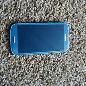 Galaxy s3. *** TRADES ARE WELCOME**