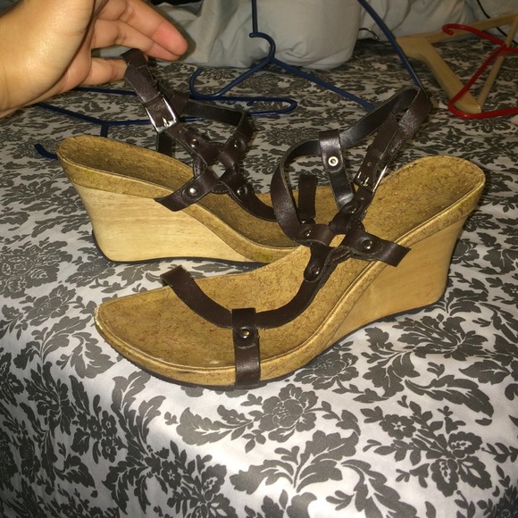 Kennth cole high wedge