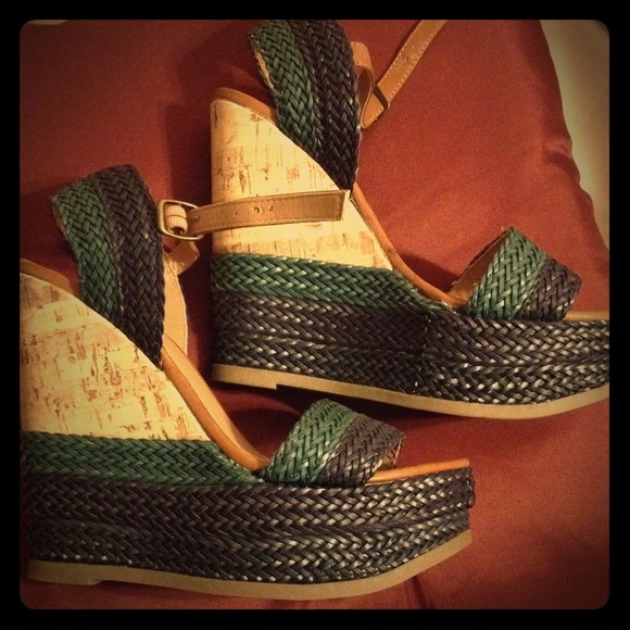 Summer cork wedge