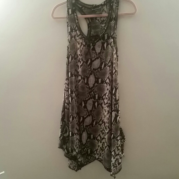 Cute & Comfy Snakeskin print top