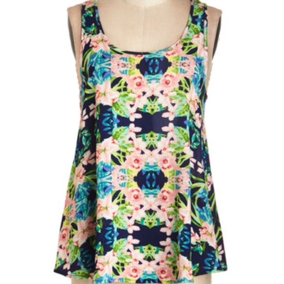 NWOT super cute tank top