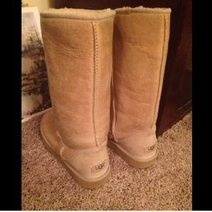REDUCED!! Classic Tall Uggs