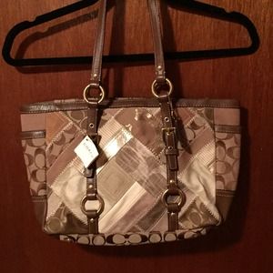 Beautiful pattern Coach bag