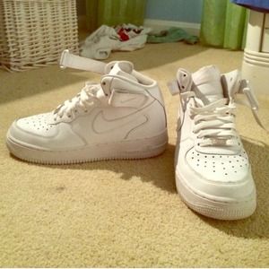 NIKE AIR FORCE ONES!